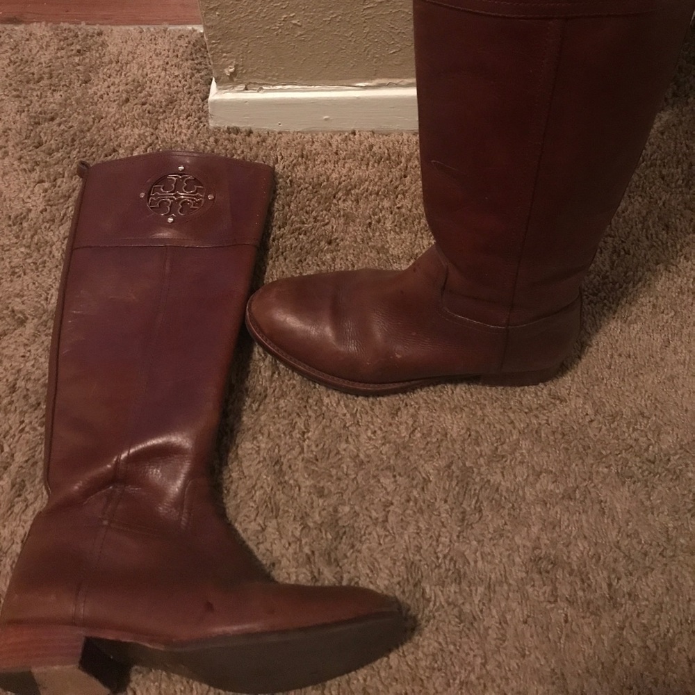 Tory Burch boots size 7.5, gently worn